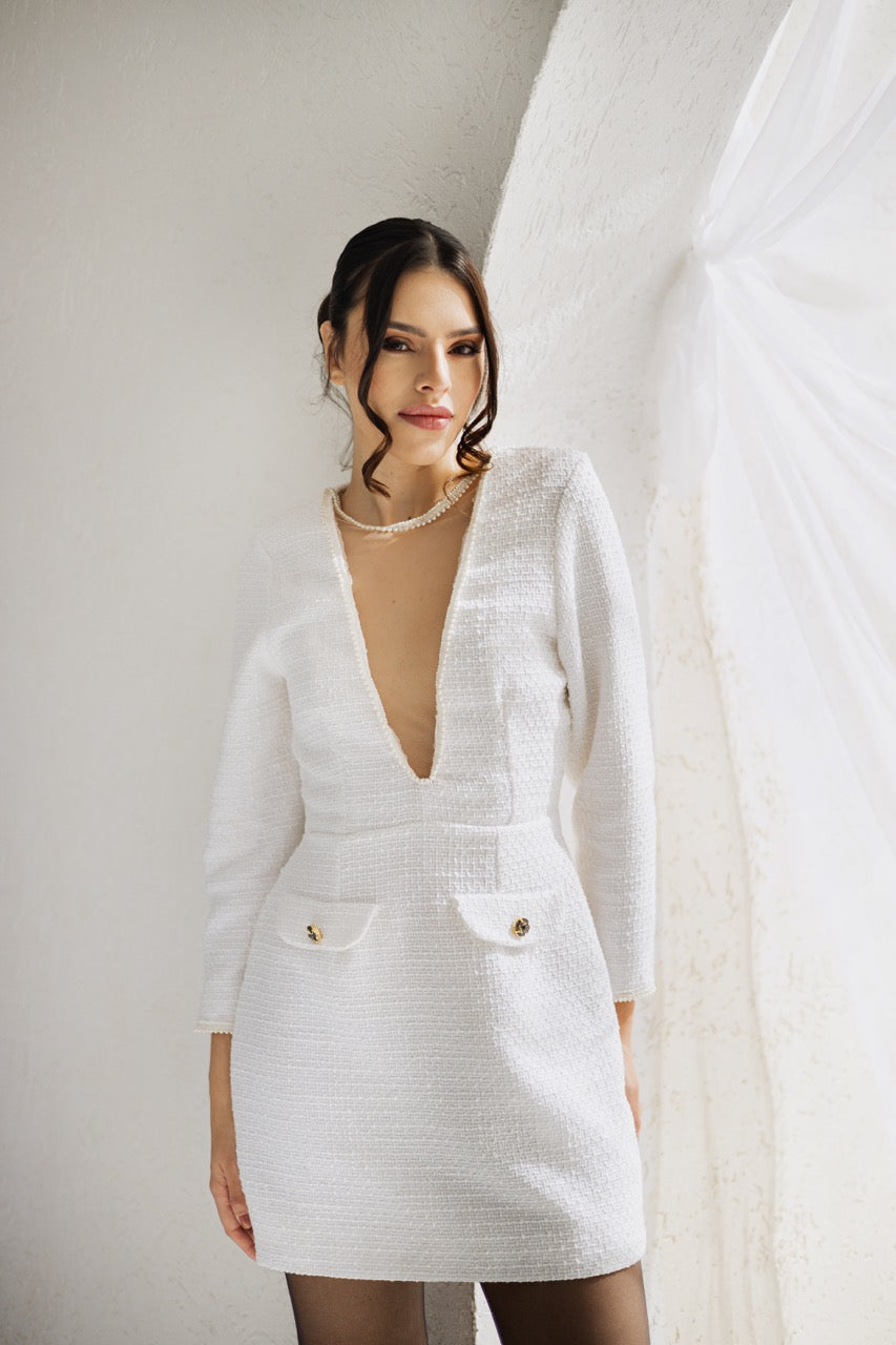 Vestido de tweed com detalhes delicados